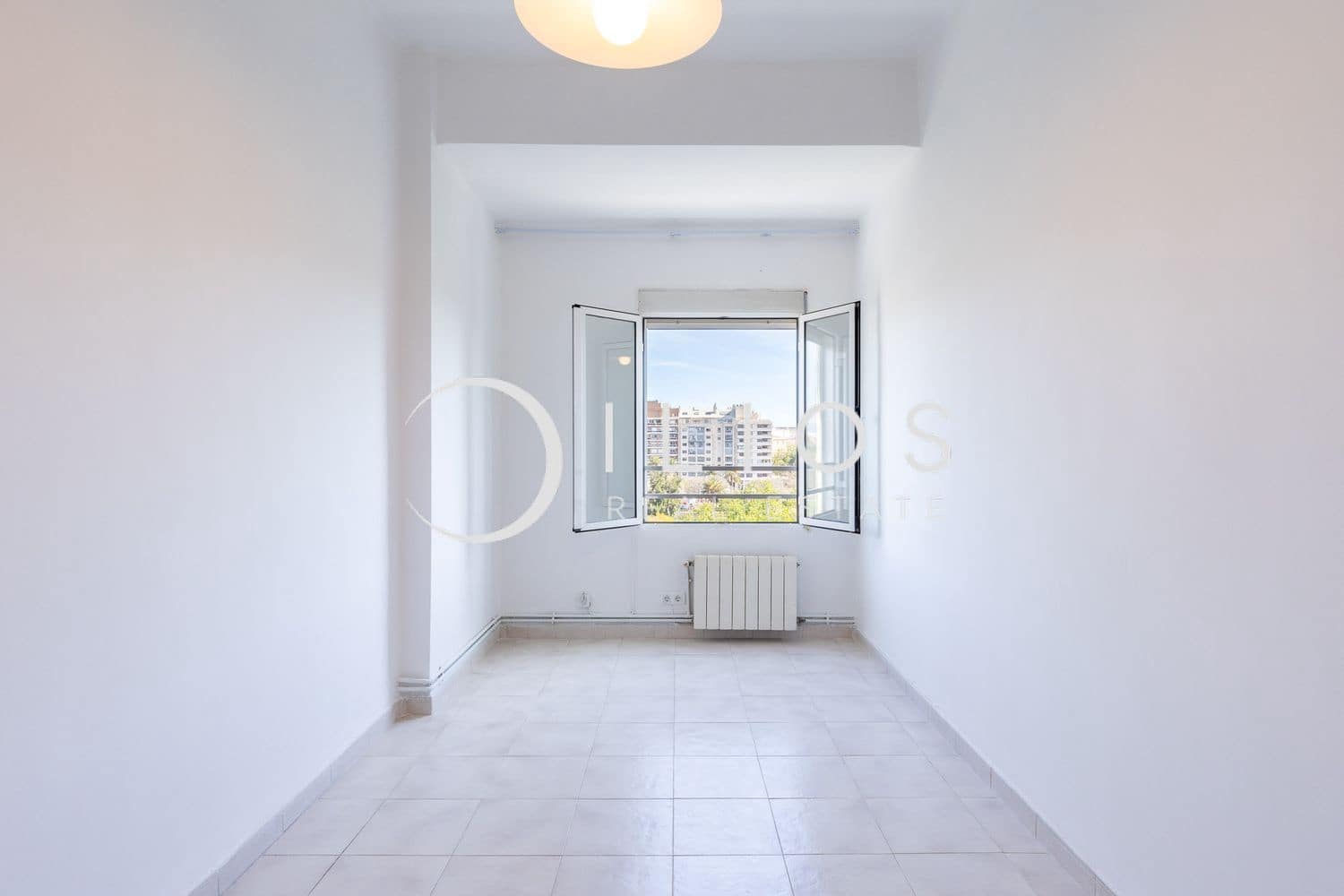 4 soverom Leilighet til leie i Valencia by - € 2 200 (Ref: 9719702)