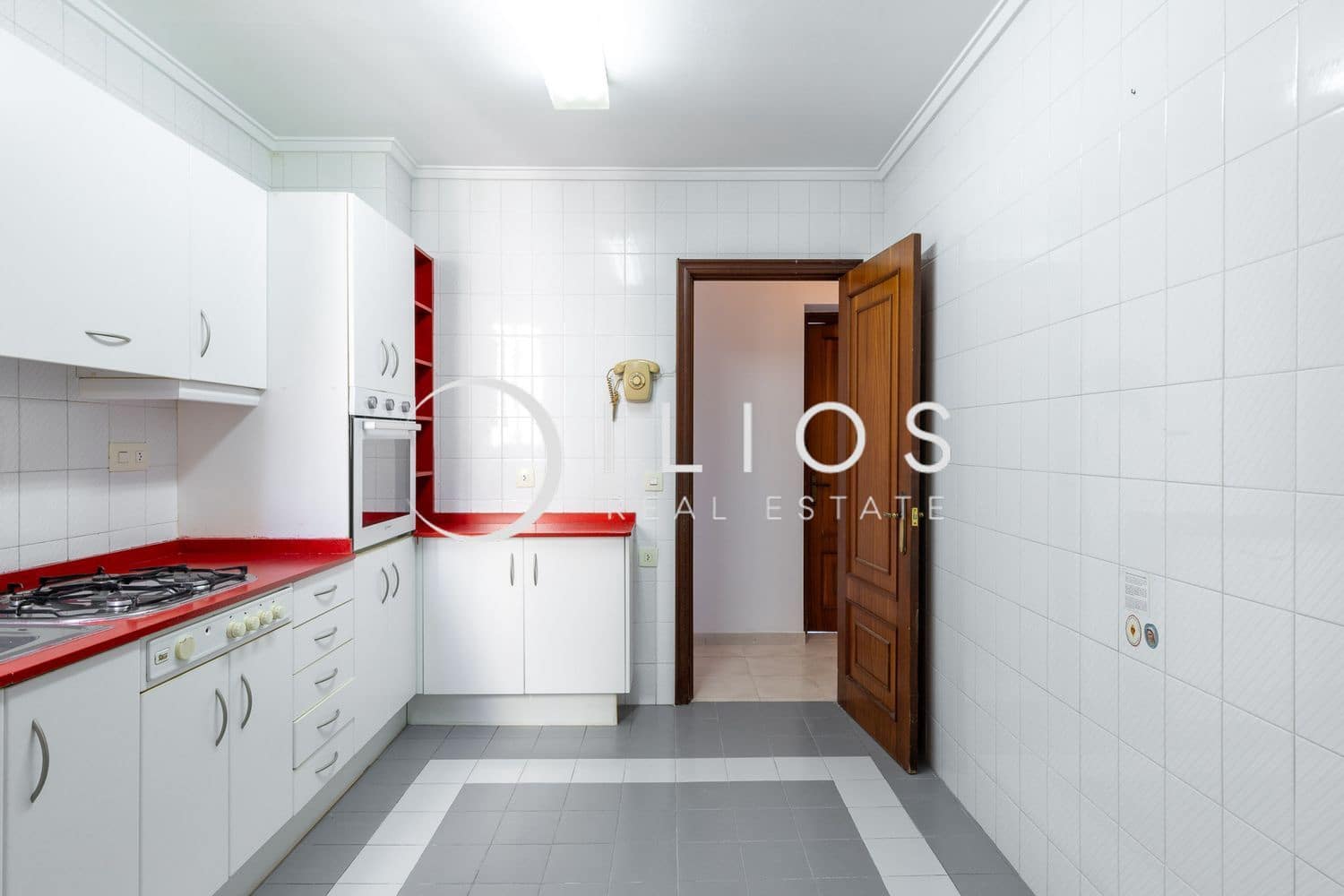 4 soverom Leilighet til leie i Valencia by - € 2 200 (Ref: 9719702)