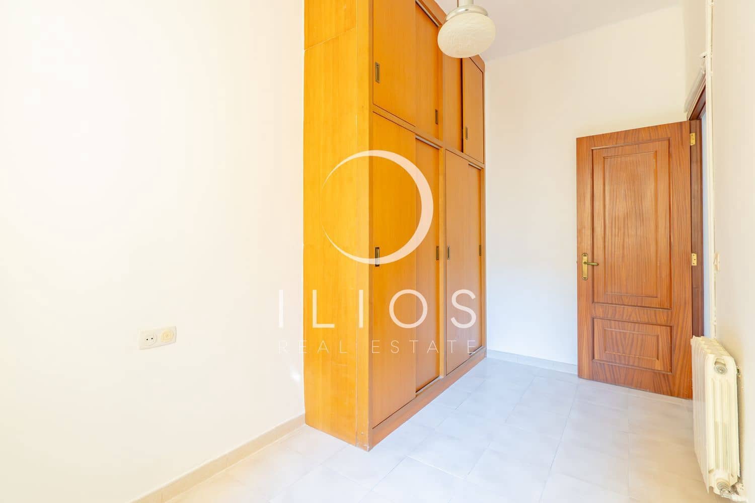 Apartamento de 4 habitaciones en València ciudad en alquiler - 1.950 € (Ref: 9719702)