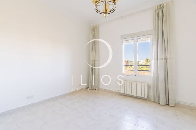 4 quarto Apartamento para arrendar em Sant Francesc, Valência cidade - 1 950 € (Ref: 9719702)