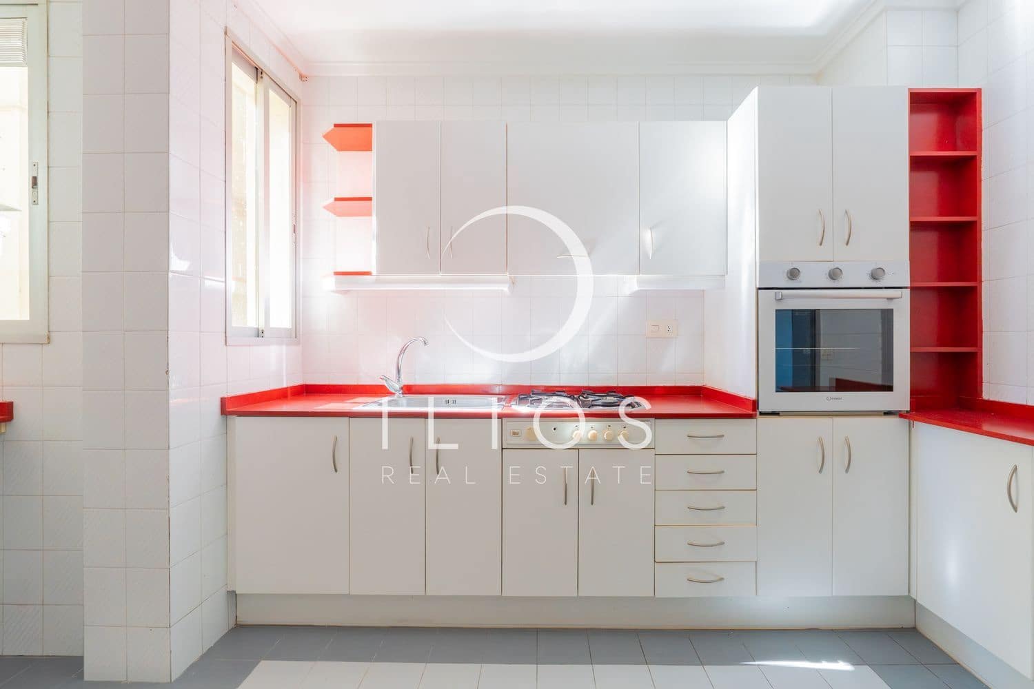 Apartamento de 4 habitaciones en València ciudad en alquiler - 1.950 € (Ref: 9719702)