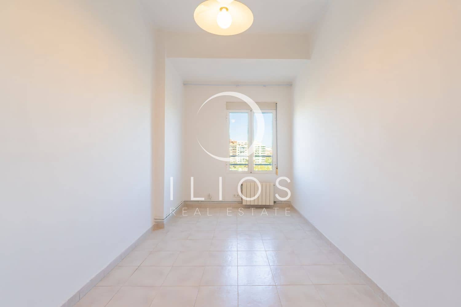 Apartamento de 4 habitaciones en València ciudad en alquiler - 1.950 € (Ref: 9719702)