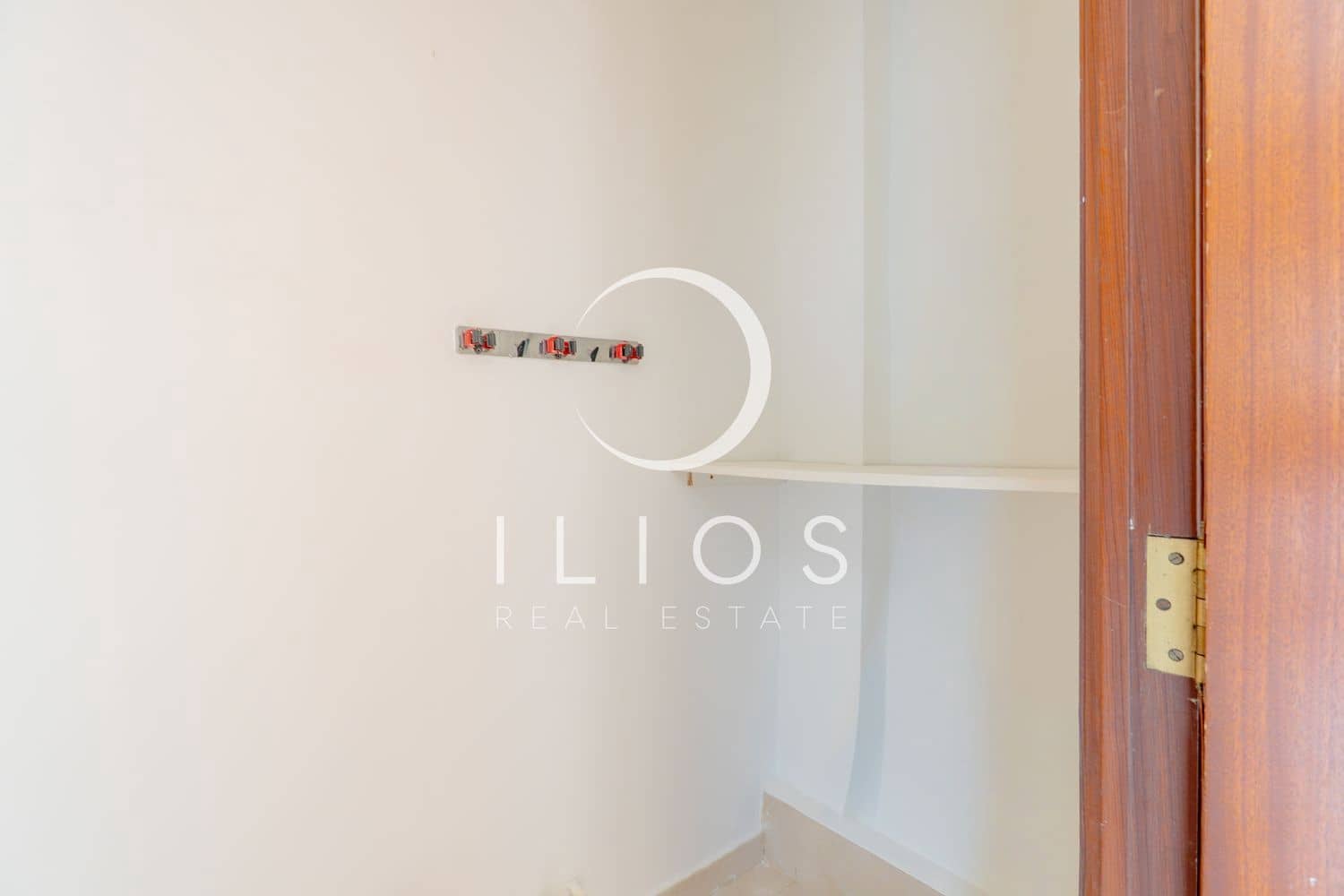 Apartamento de 4 habitaciones en València ciudad en alquiler - 1.950 € (Ref: 9719702)