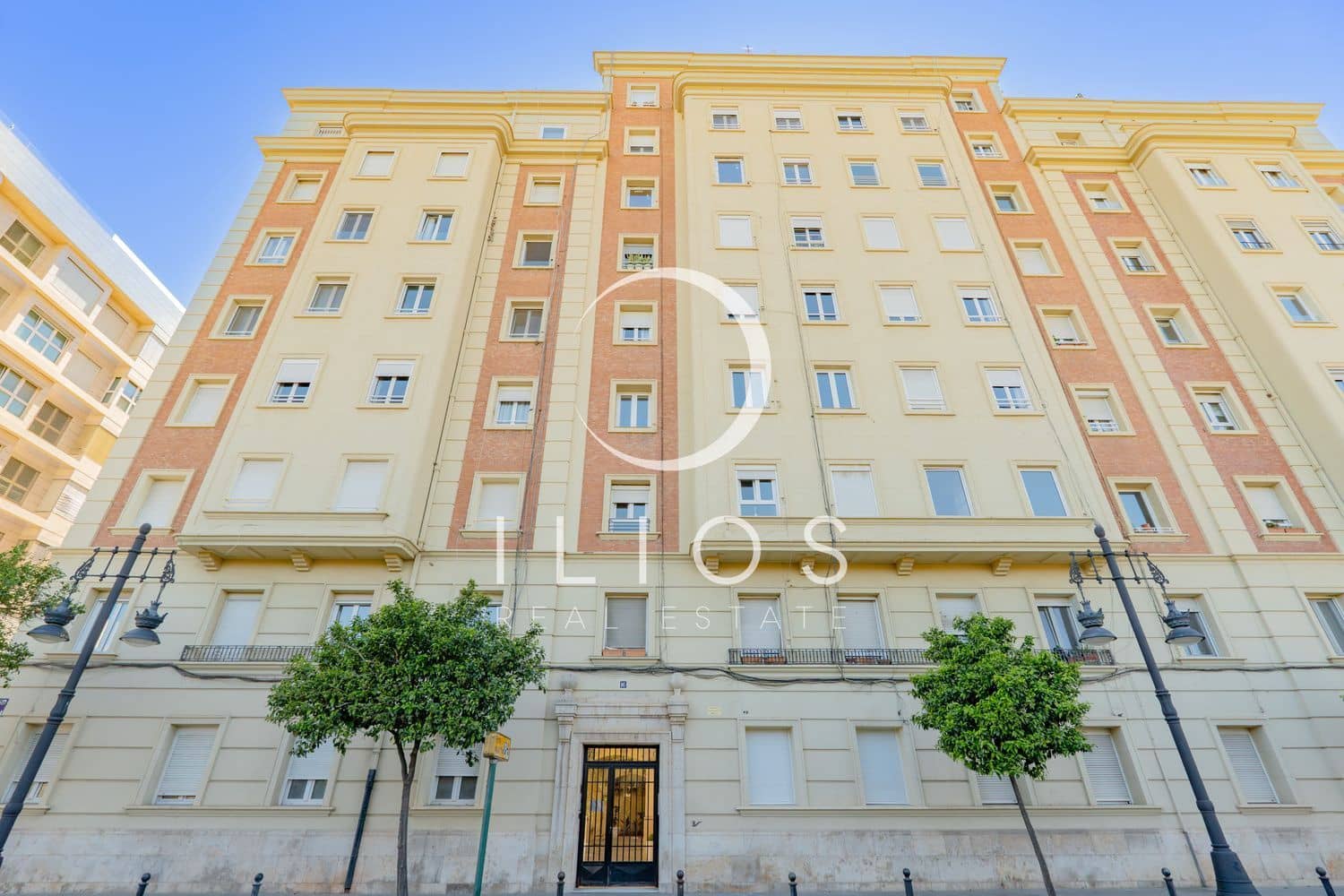 Apartamento de 4 habitaciones en València ciudad en alquiler - 1.950 € (Ref: 9719702)
