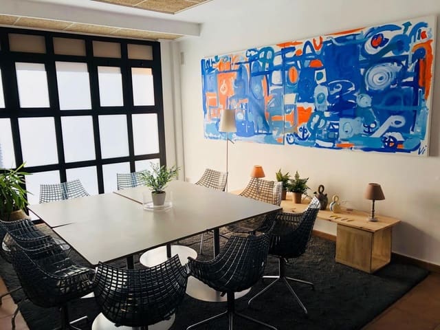 6 slaapkamer Rijtjeshuis te koop in Sant Francesc, Valencia stad met zwembad - € 990.000 (Ref: 9726446)