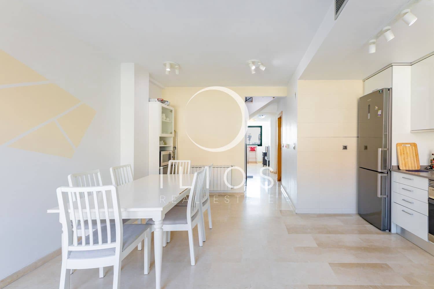 3 bedroom Apartment for sale in Valencia city - € 575,000 (Ref: 9730199)