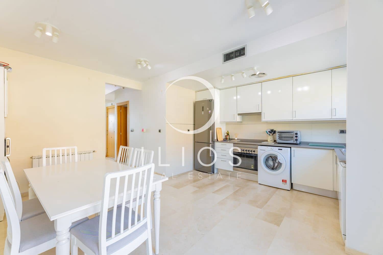 3 bedroom Apartment for sale in Valencia city - € 575,000 (Ref: 9730199)