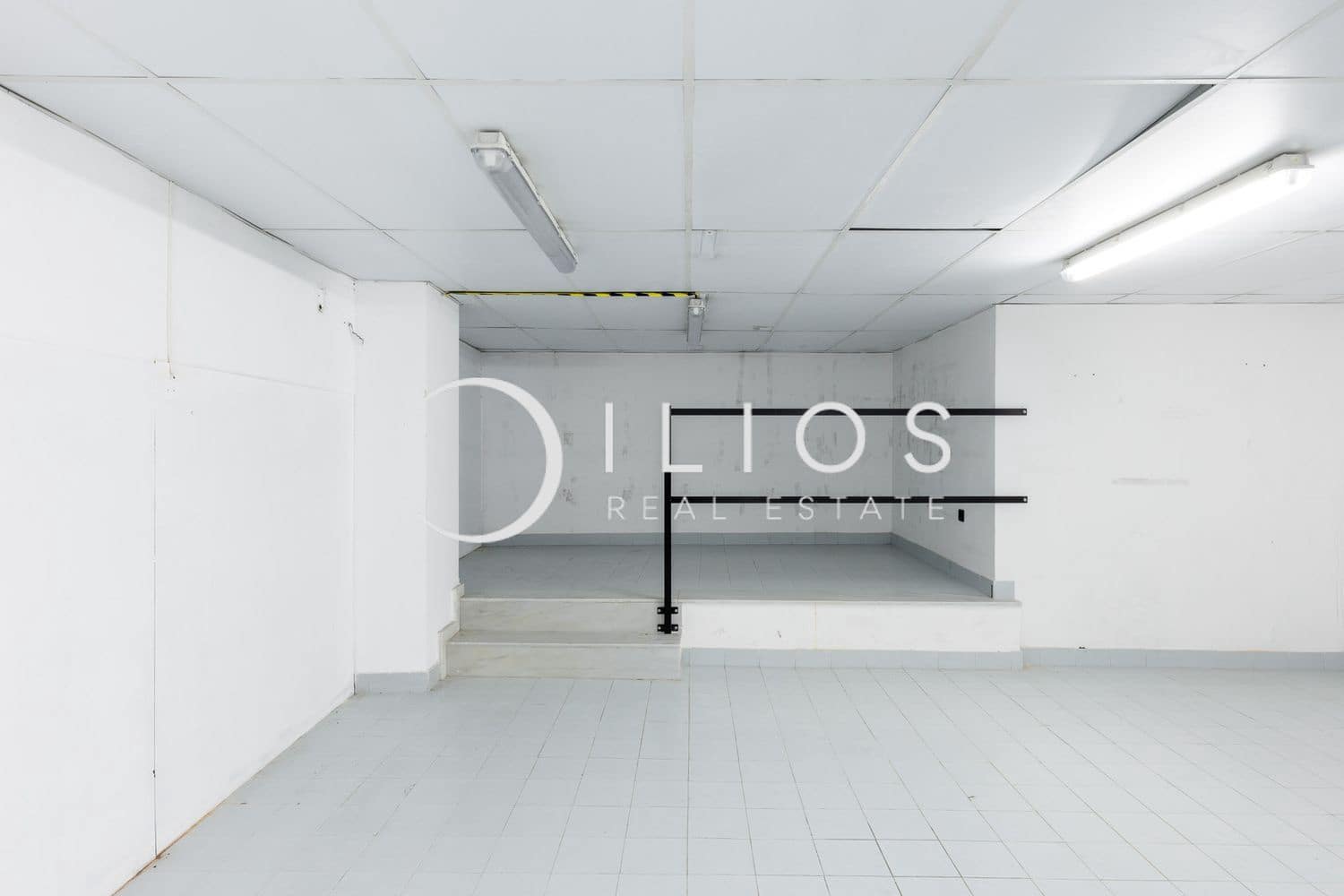 Local Commercial à louer à Valence ville - 2 500 € (Ref: 9741640)