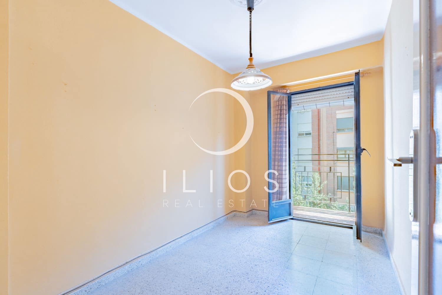 4 sovrum Lägenhet till salu i Valencia stad - 320 000 € (Ref: 9799064)