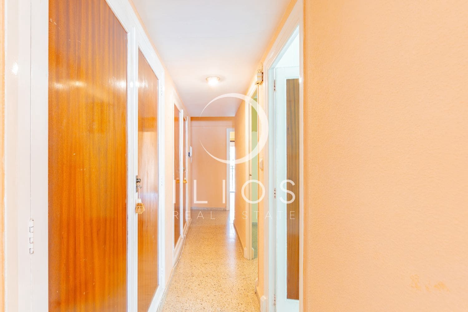 4 sovrum Lägenhet till salu i Valencia stad - 320 000 € (Ref: 9799064)