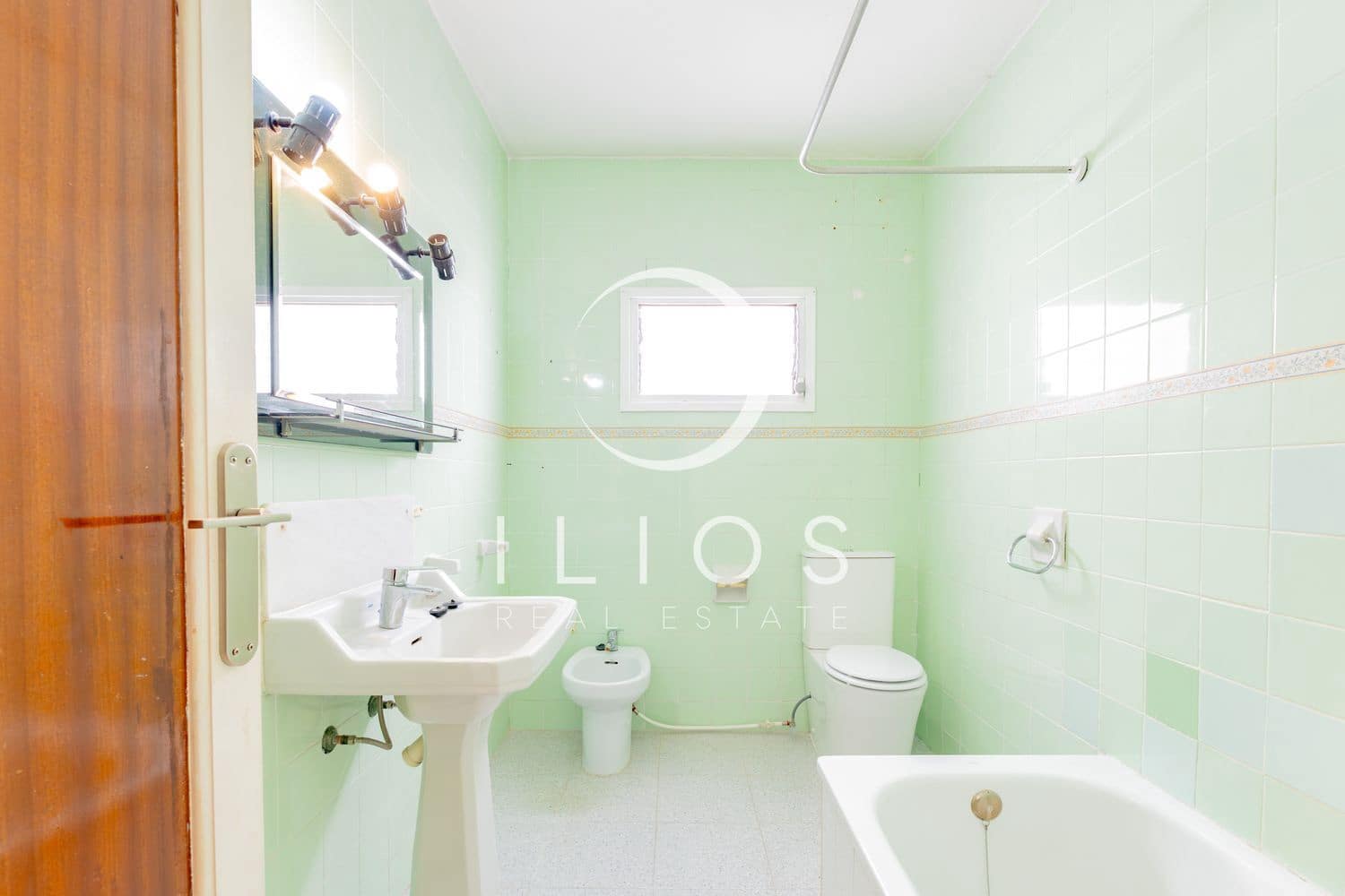 4 sovrum Lägenhet till salu i Valencia stad - 320 000 € (Ref: 9799064)