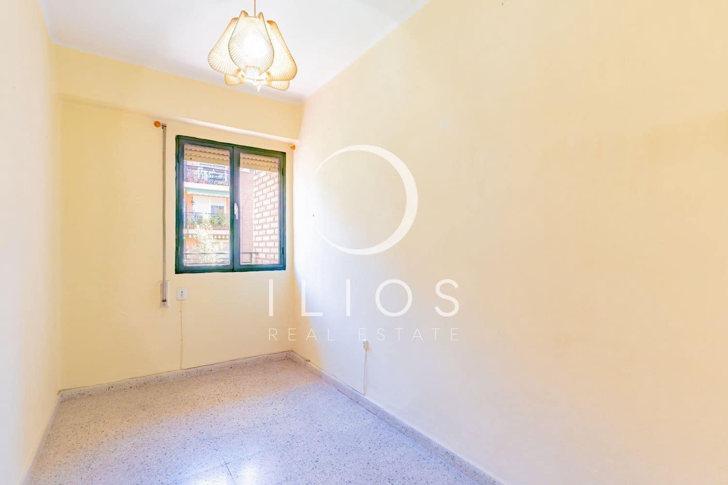 4 sovrum Lägenhet till salu i Valencia stad - 320 000 € (Ref: 9799064)