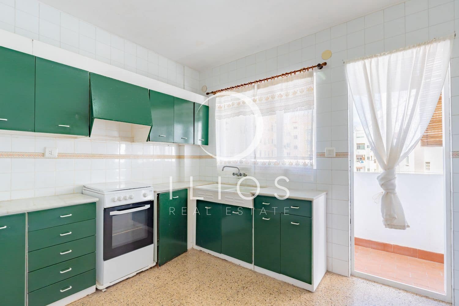 4 sovrum Lägenhet till salu i Valencia stad - 320 000 € (Ref: 9799064)