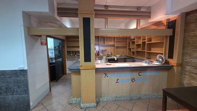 Commercial for sale in La Carrasca, Valencia city - € 385,000 (Ref: 9801285)