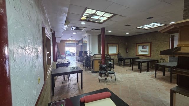 Commercial for sale in La Carrasca, Valencia city - € 385,000 (Ref: 9801285)