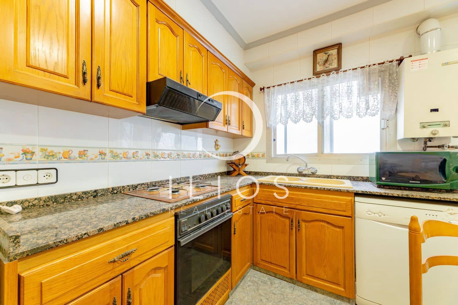 3 bedroom Apartment for sale in Valencia city - € 410,000 (Ref: 9807882)
