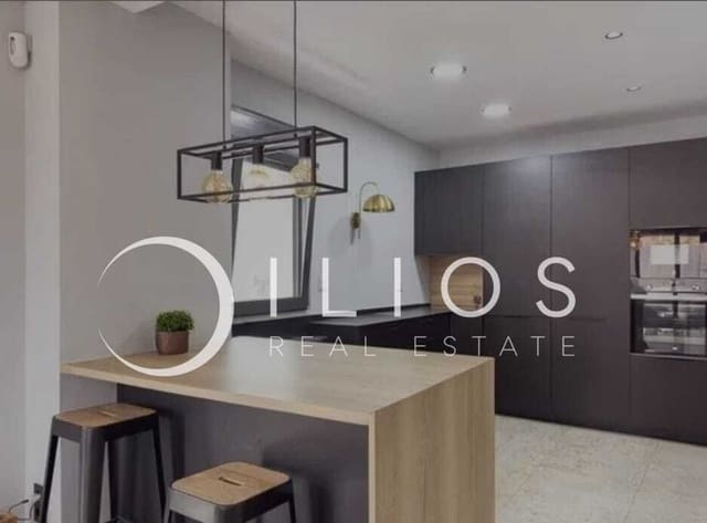 5 soverom Hus til salgs i San Antonio de Benagéber med svømmebasseng garasje - € 530 000 (Ref: 9824865)