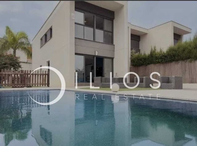 5 soverom Hus til salgs i San Antonio de Benagéber med svømmebasseng garasje - € 530 000 (Ref: 9824865)