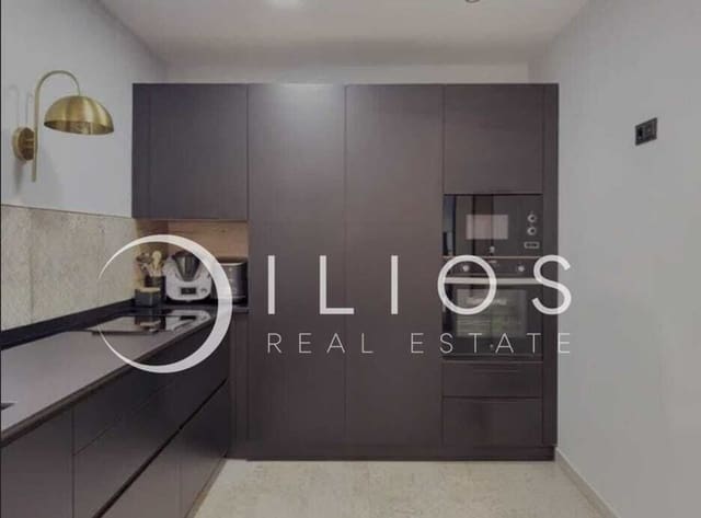 5 soverom Hus til salgs i San Antonio de Benagéber med svømmebasseng garasje - € 530 000 (Ref: 9824865)