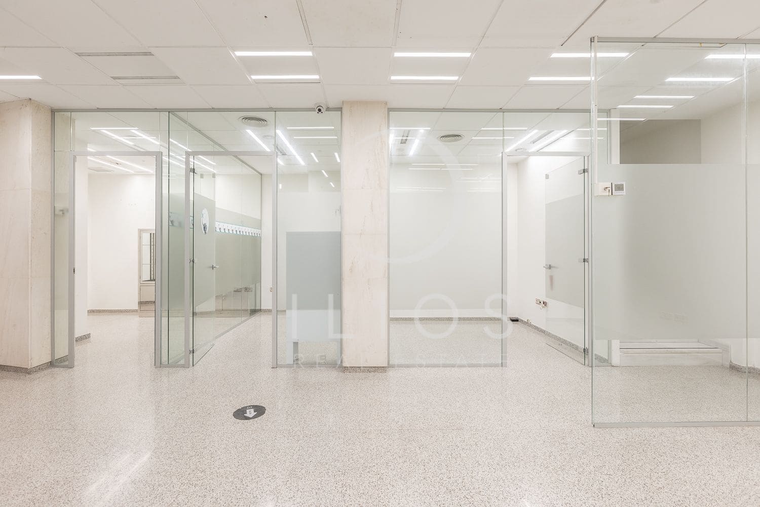 Local Commercial à vendre à Valence ville - 600 000 € (Ref: 9826588)