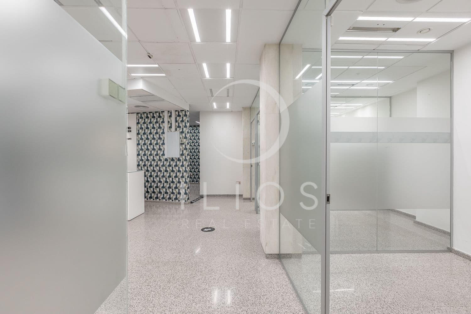 Local Commercial à vendre à Valence ville - 600 000 € (Ref: 9826588)