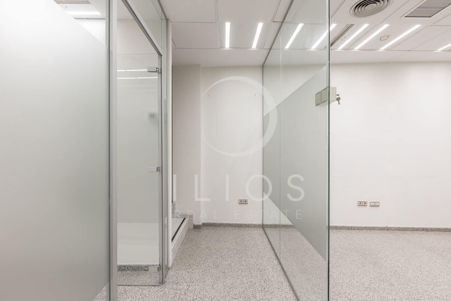 Local Commercial à vendre à Valence ville - 600 000 € (Ref: 9826588)