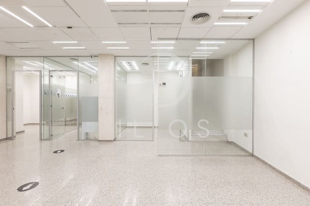 Local Commercial à vendre à Sant Francesc, Valence ville - 600 000 € (Ref: 9826588)