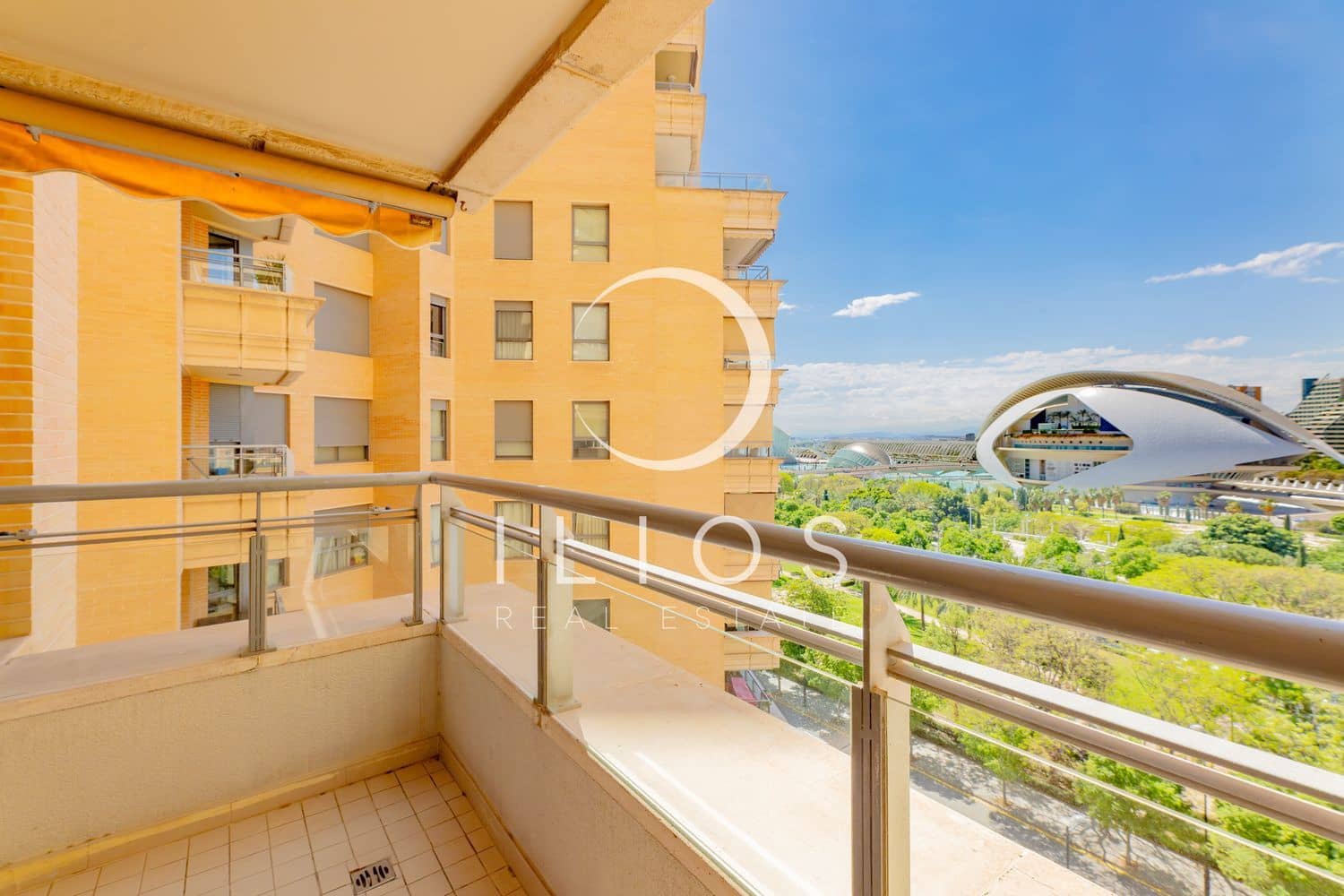 Apartamento de 2 habitaciones en València ciudad en venta con piscina - 639.000 € (Ref: 9827120)