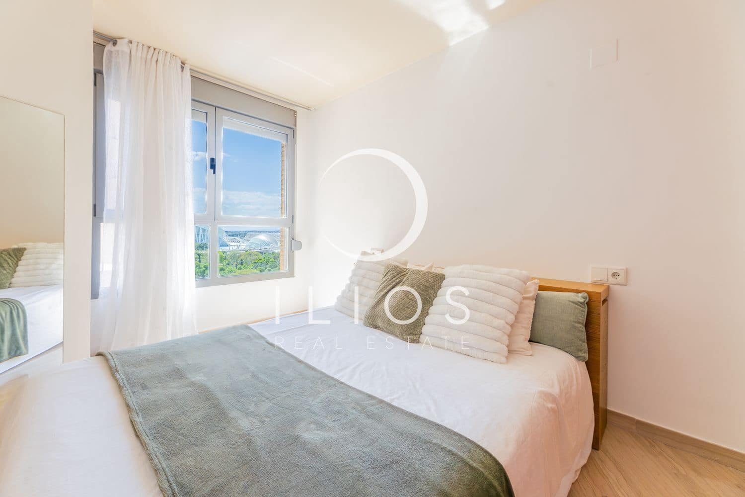 Apartamento de 2 habitaciones en València ciudad en venta con piscina - 639.000 € (Ref: 9827120)