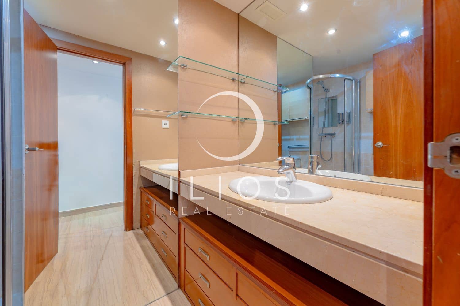 Apartamento de 2 habitaciones en València ciudad en venta con piscina - 639.000 € (Ref: 9827120)