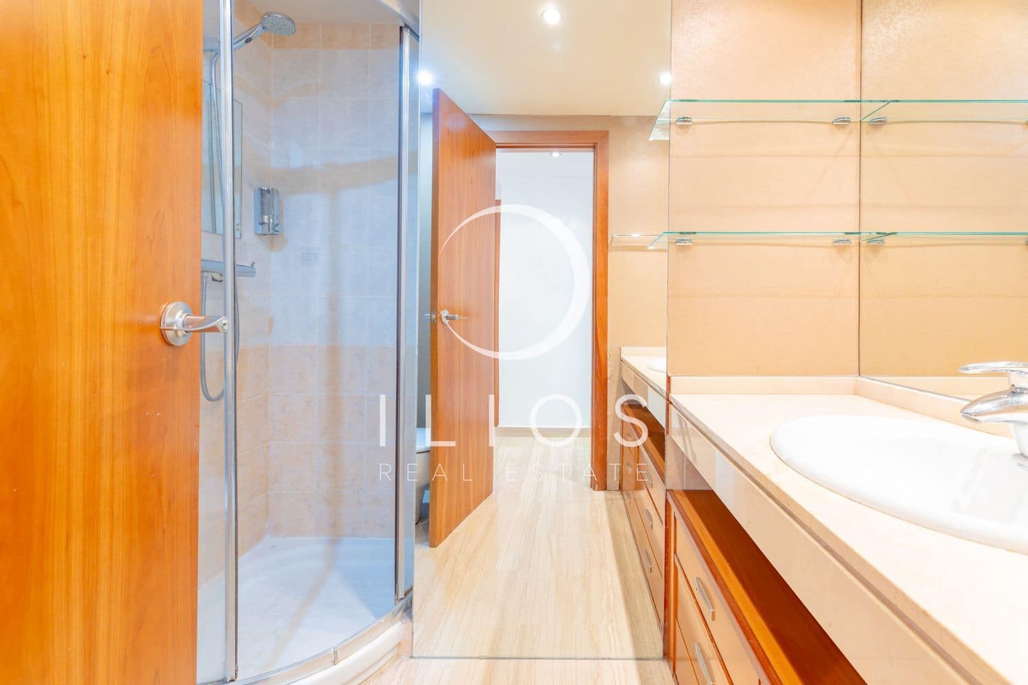 Apartamento de 2 habitaciones en València ciudad en venta con piscina - 639.000 € (Ref: 9827120)