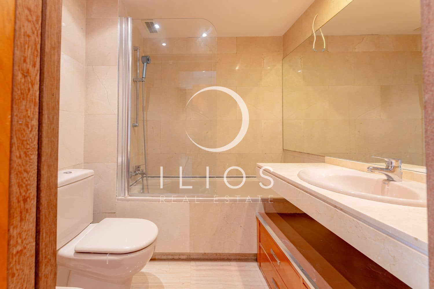 Apartamento de 2 habitaciones en València ciudad en venta con piscina - 639.000 € (Ref: 9827120)