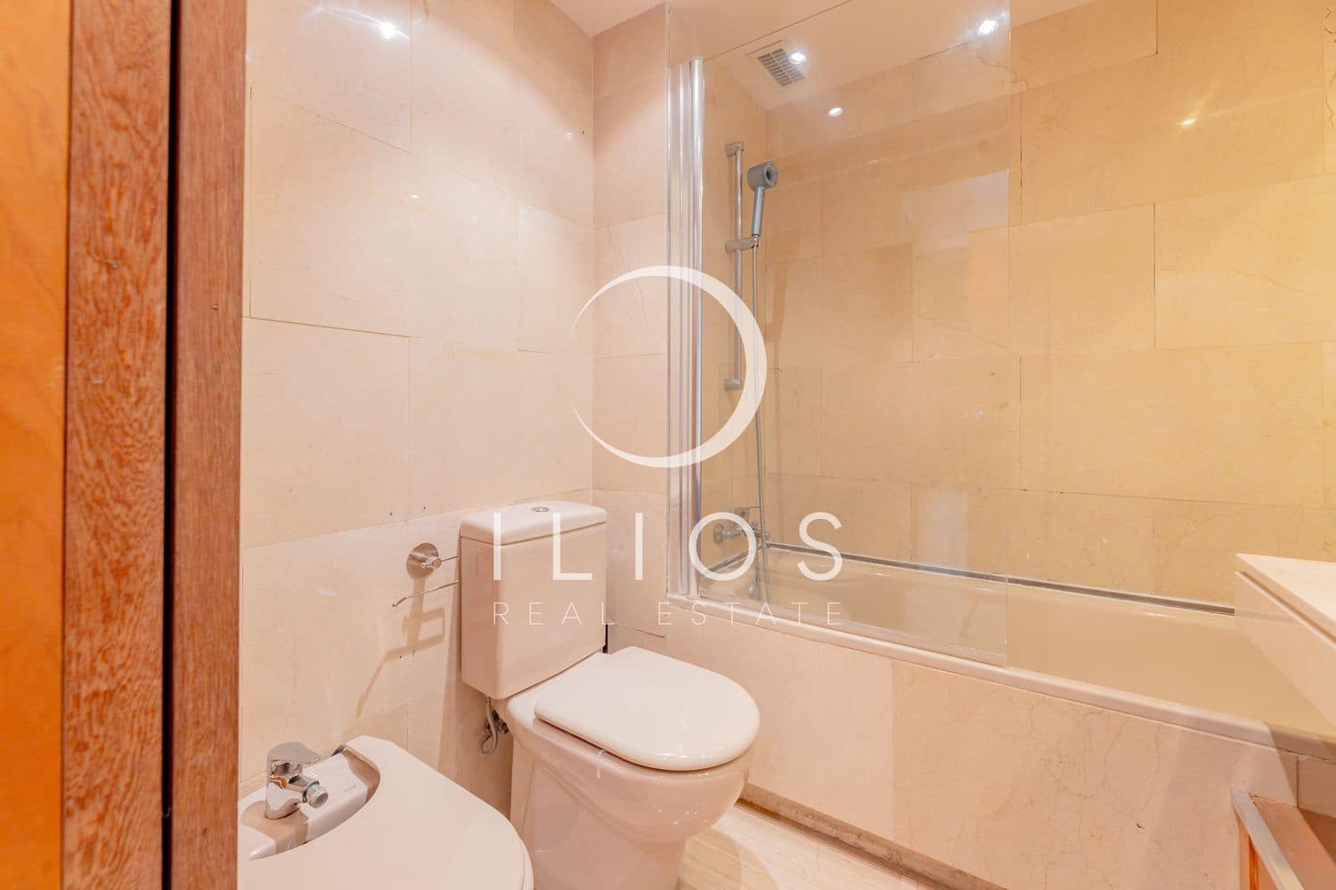 Apartamento de 2 habitaciones en València ciudad en venta con piscina - 639.000 € (Ref: 9827120)