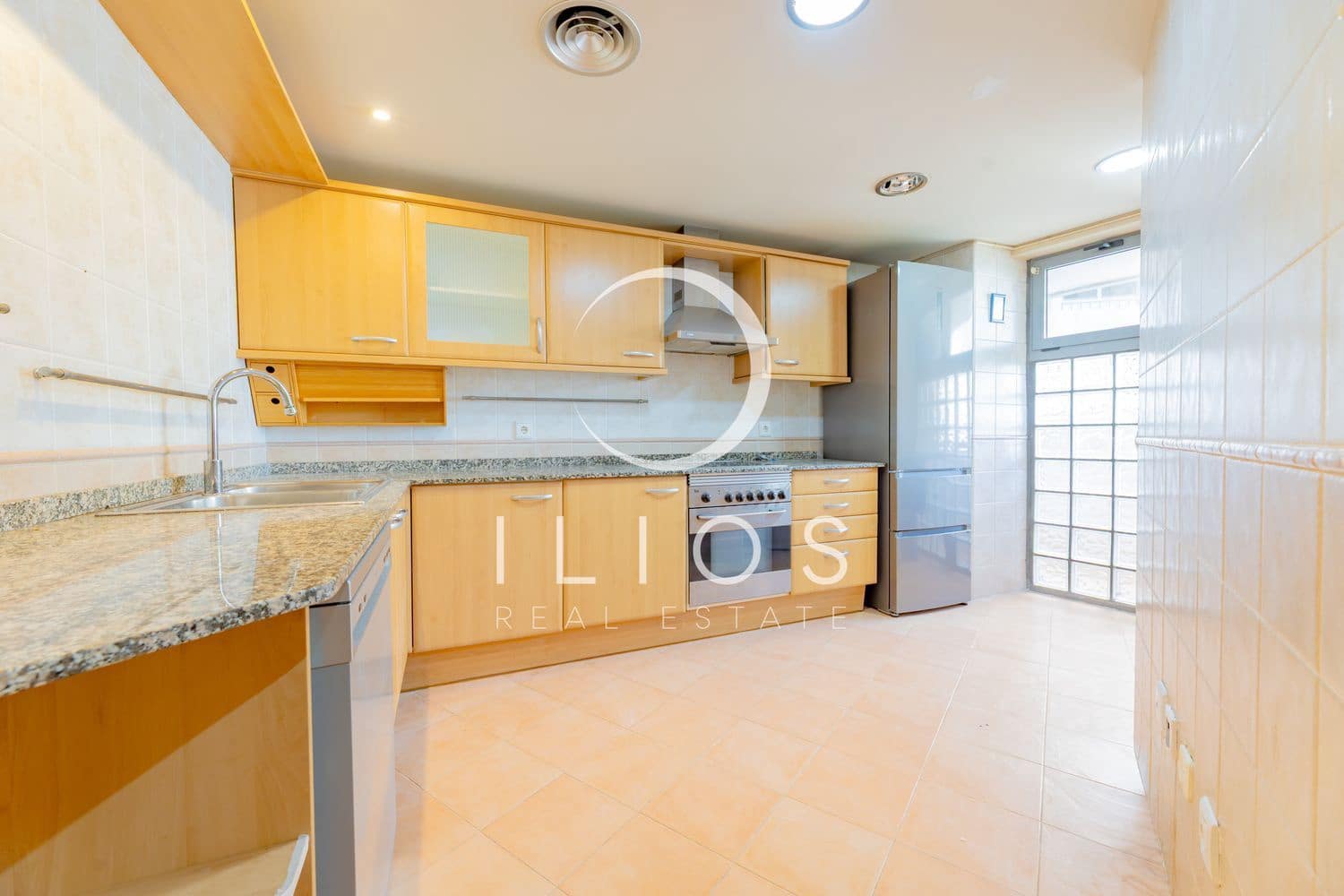 Apartamento de 2 habitaciones en València ciudad en venta con piscina - 639.000 € (Ref: 9827120)