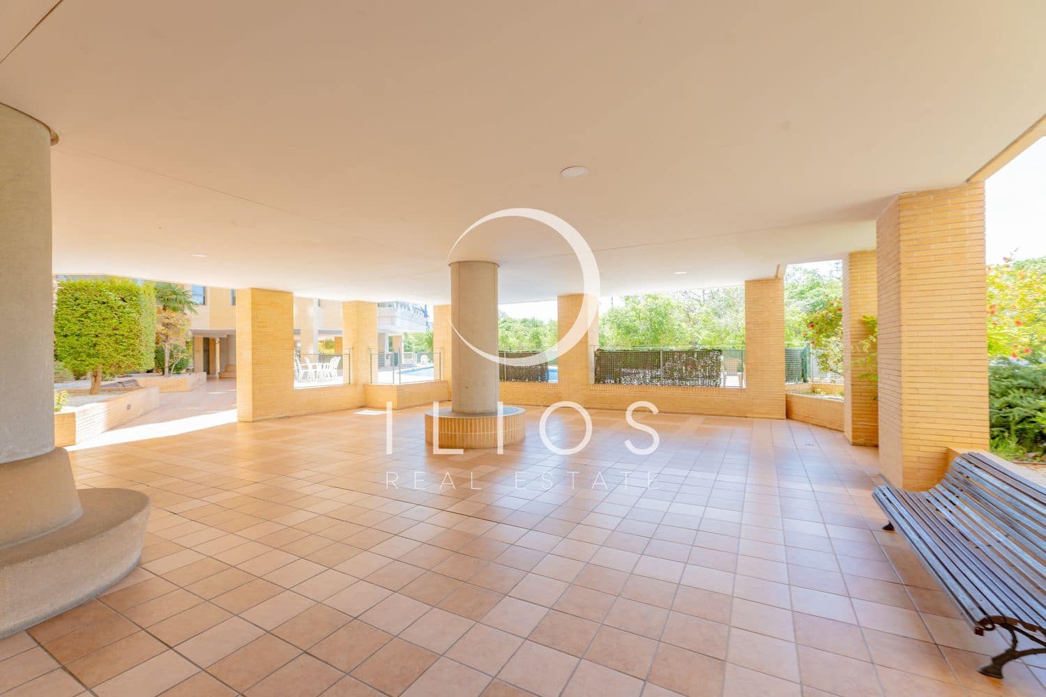 Apartamento de 2 habitaciones en València ciudad en venta con piscina - 639.000 € (Ref: 9827120)