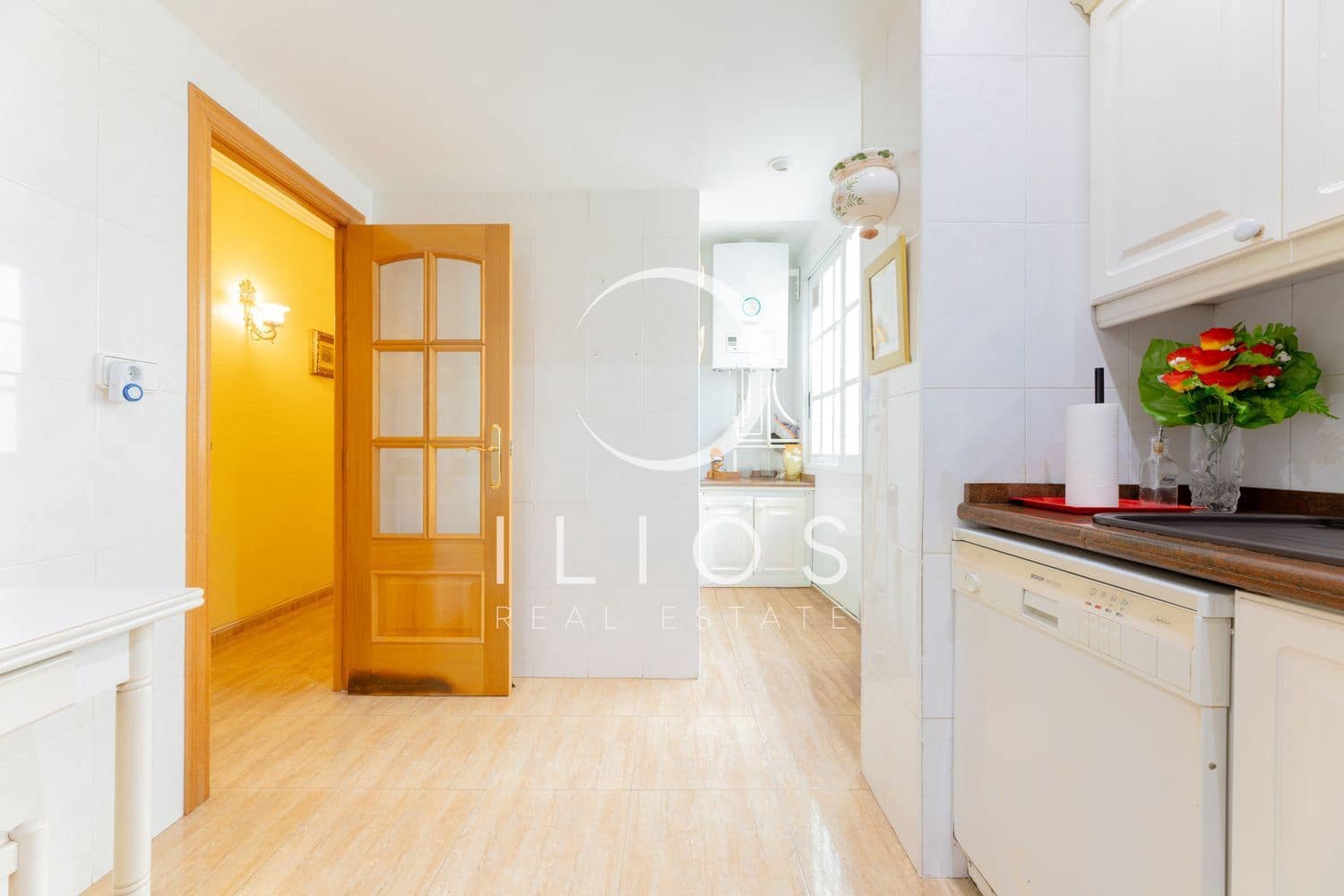 5 bedroom Apartment for sale in Valencia city - € 359,000 (Ref: 9839077)