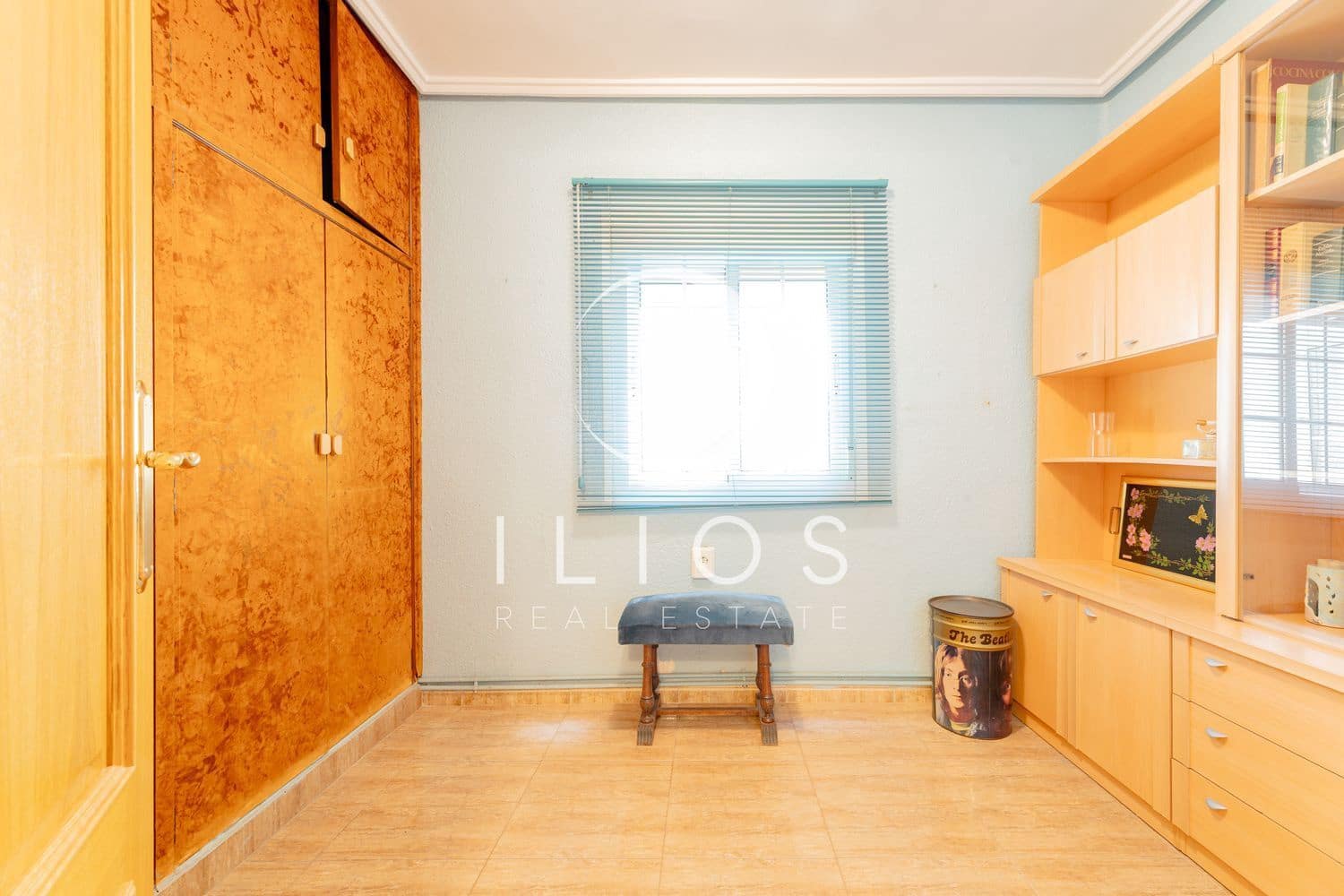 5 bedroom Apartment for sale in Valencia city - € 359,000 (Ref: 9839077)