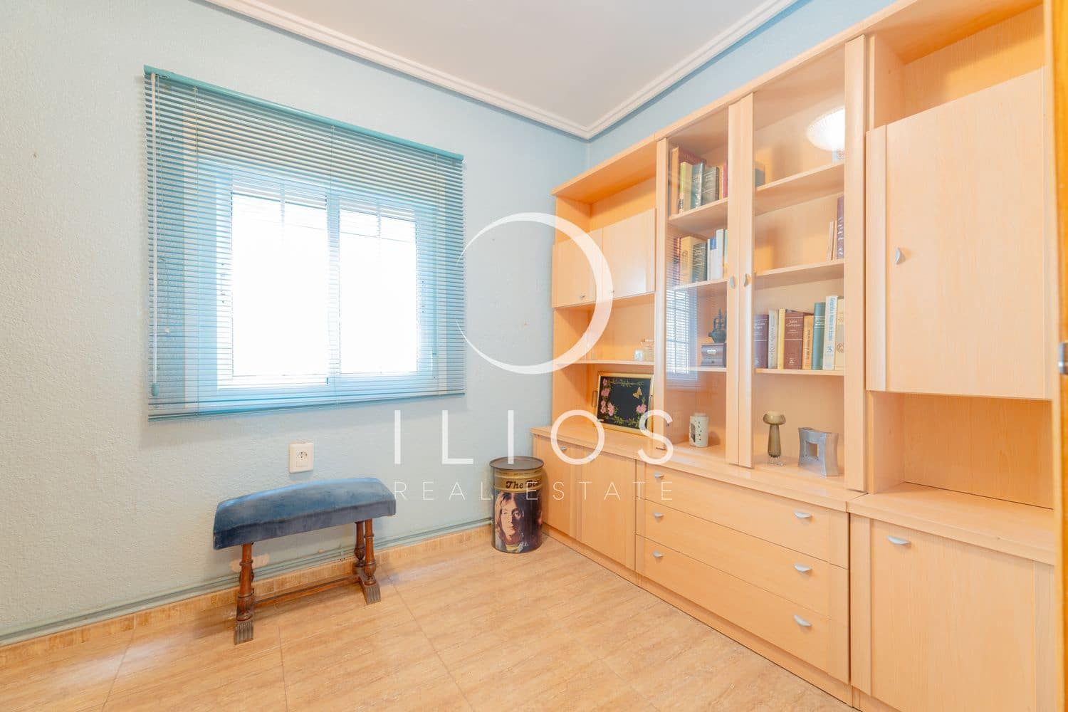 5 bedroom Apartment for sale in Valencia city - € 359,000 (Ref: 9839077)