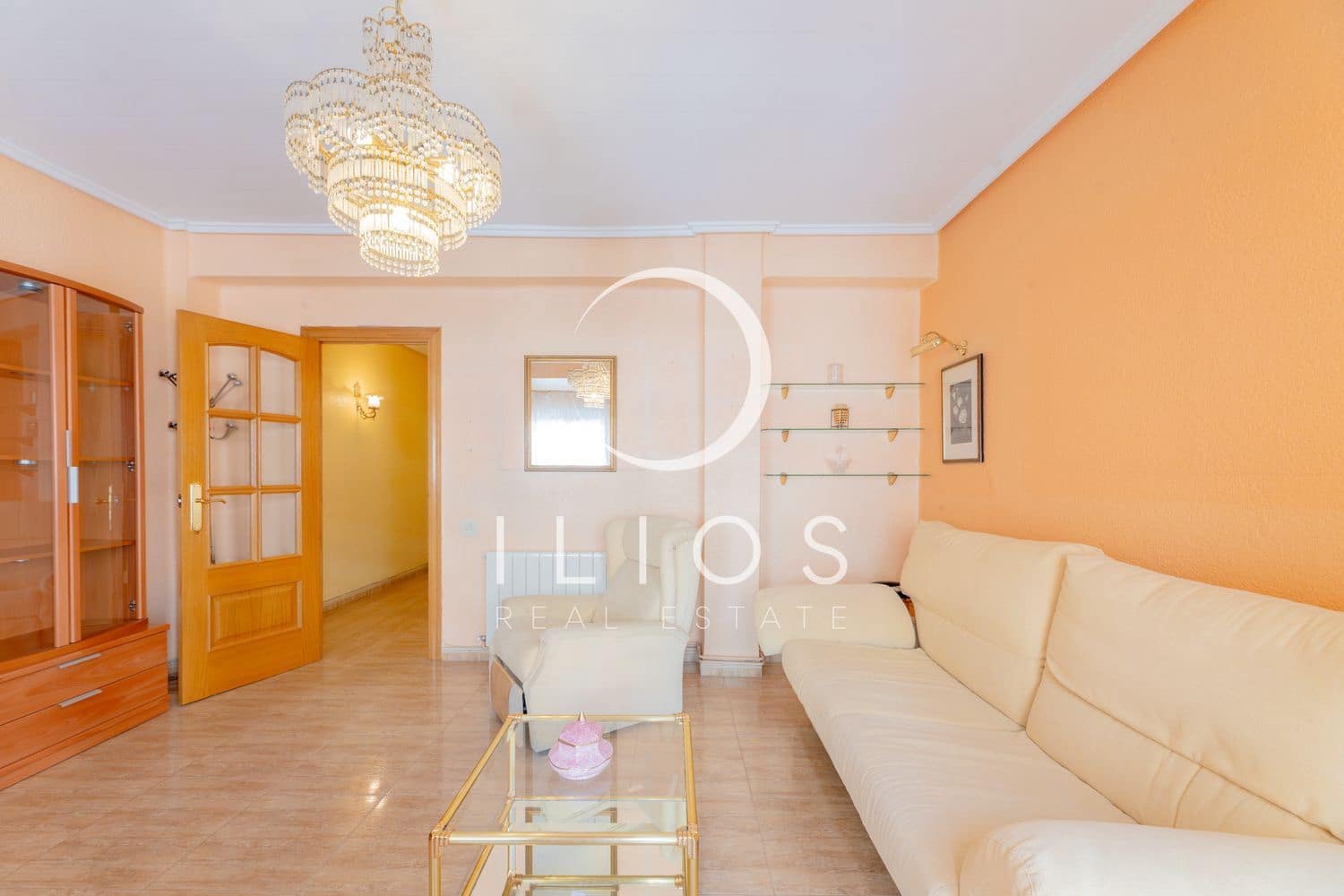 5 bedroom Apartment for sale in Valencia city - € 359,000 (Ref: 9839077)