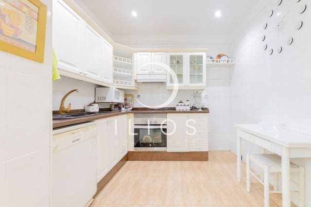 5 soveværelse Lejlighed til salg i Sant Francesc, Valencia by - € 359.000 (Ref: 9839077)
