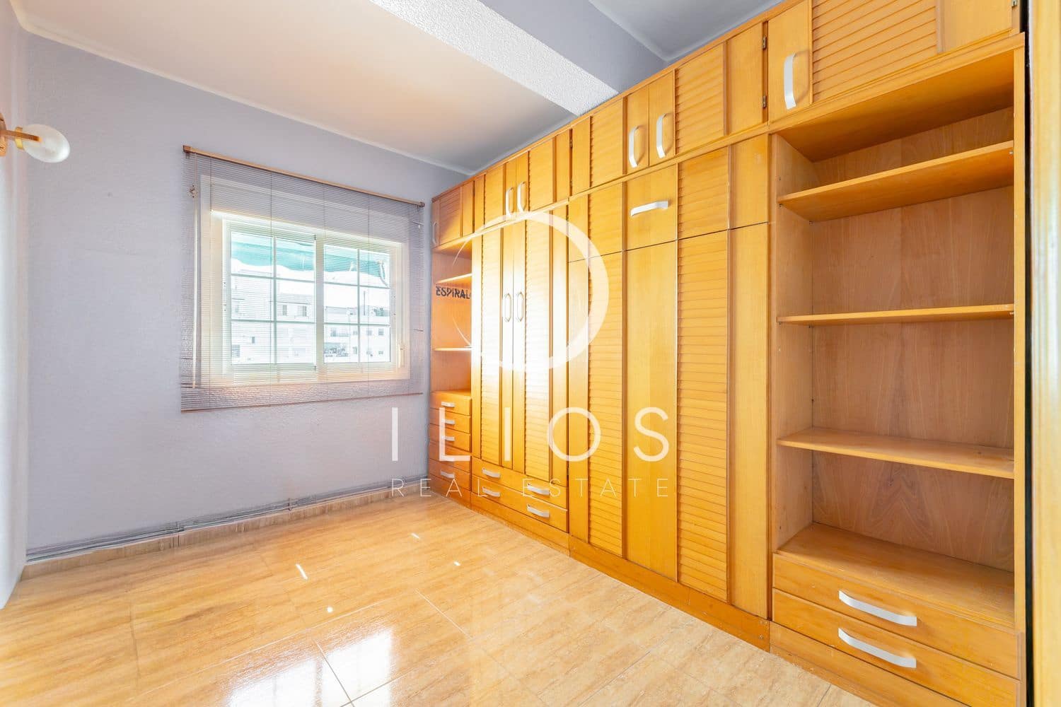 5 bedroom Apartment for sale in Valencia city - € 359,000 (Ref: 9839077)