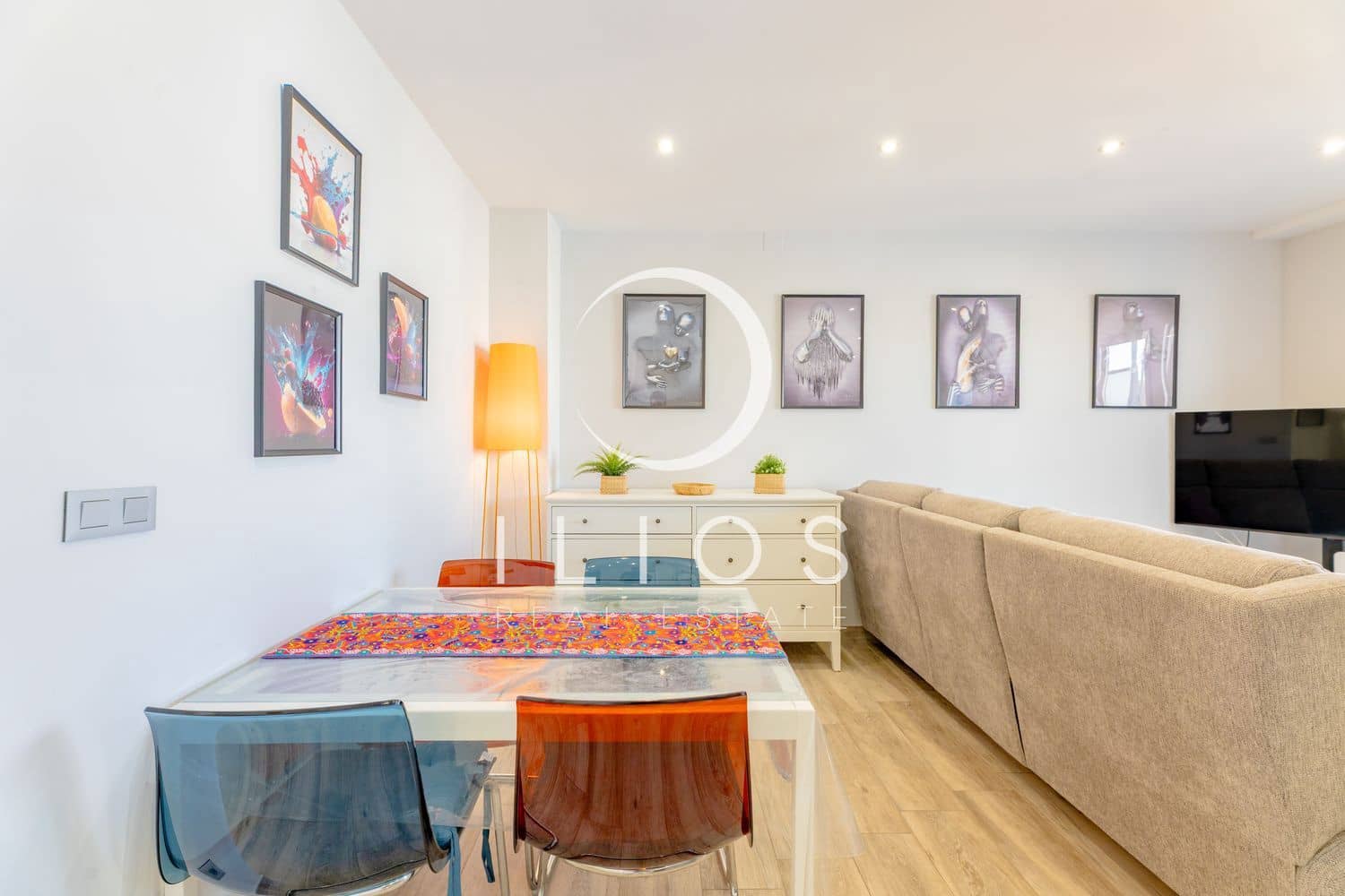 2 bedroom Apartment for rent in Valencia city - € 1,600 (Ref: 9840874)