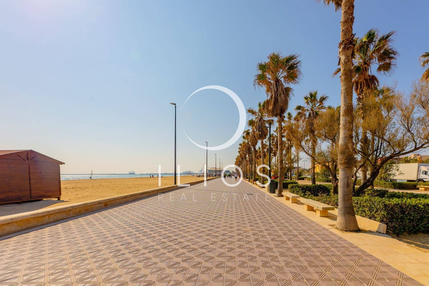 2 bedroom Apartment for rent in Valencia city - € 1,600 (Ref: 9840874)