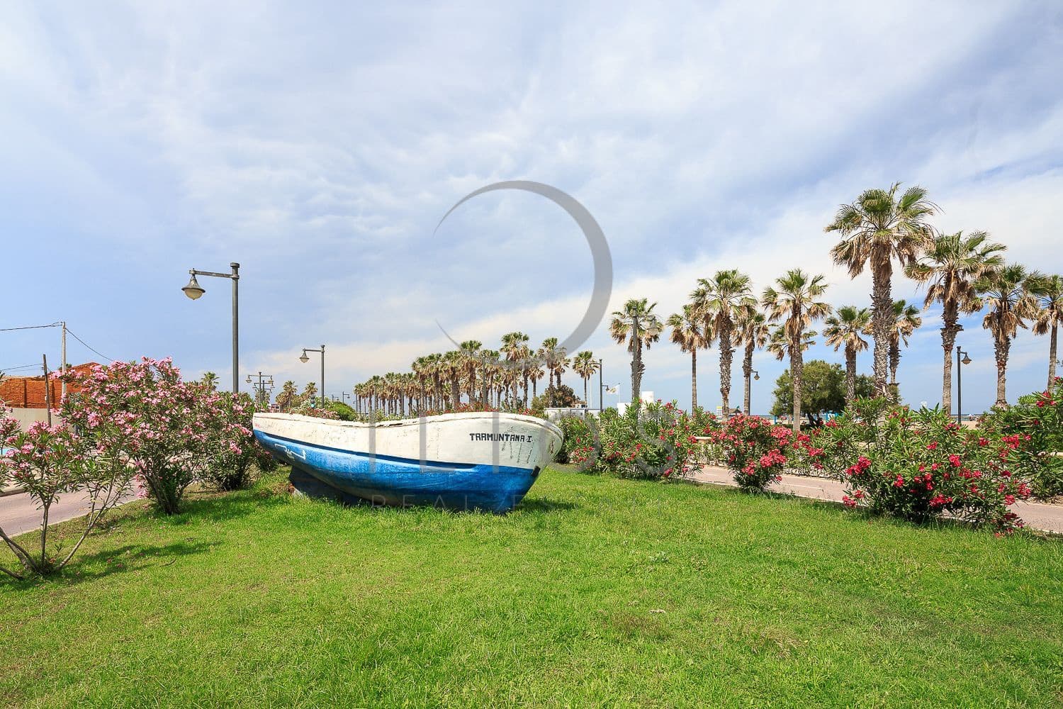 2 bedroom Apartment for rent in Valencia city - € 1,600 (Ref: 9840874)