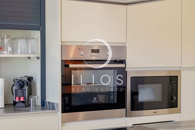 2 bedroom Apartment for rent in Sant Francesc, Valencia city with garage - € 1,600 (Ref: 9840874)