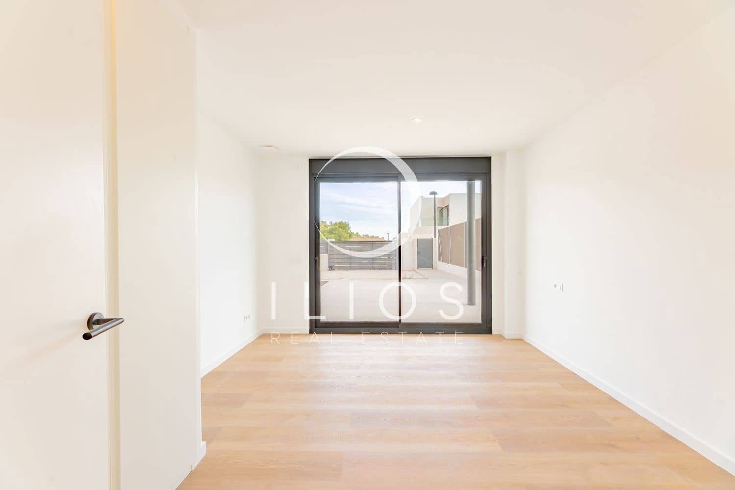 4 bedroom Villa for sale in Pucol with pool - € 900,000 (Ref: 9855213)
