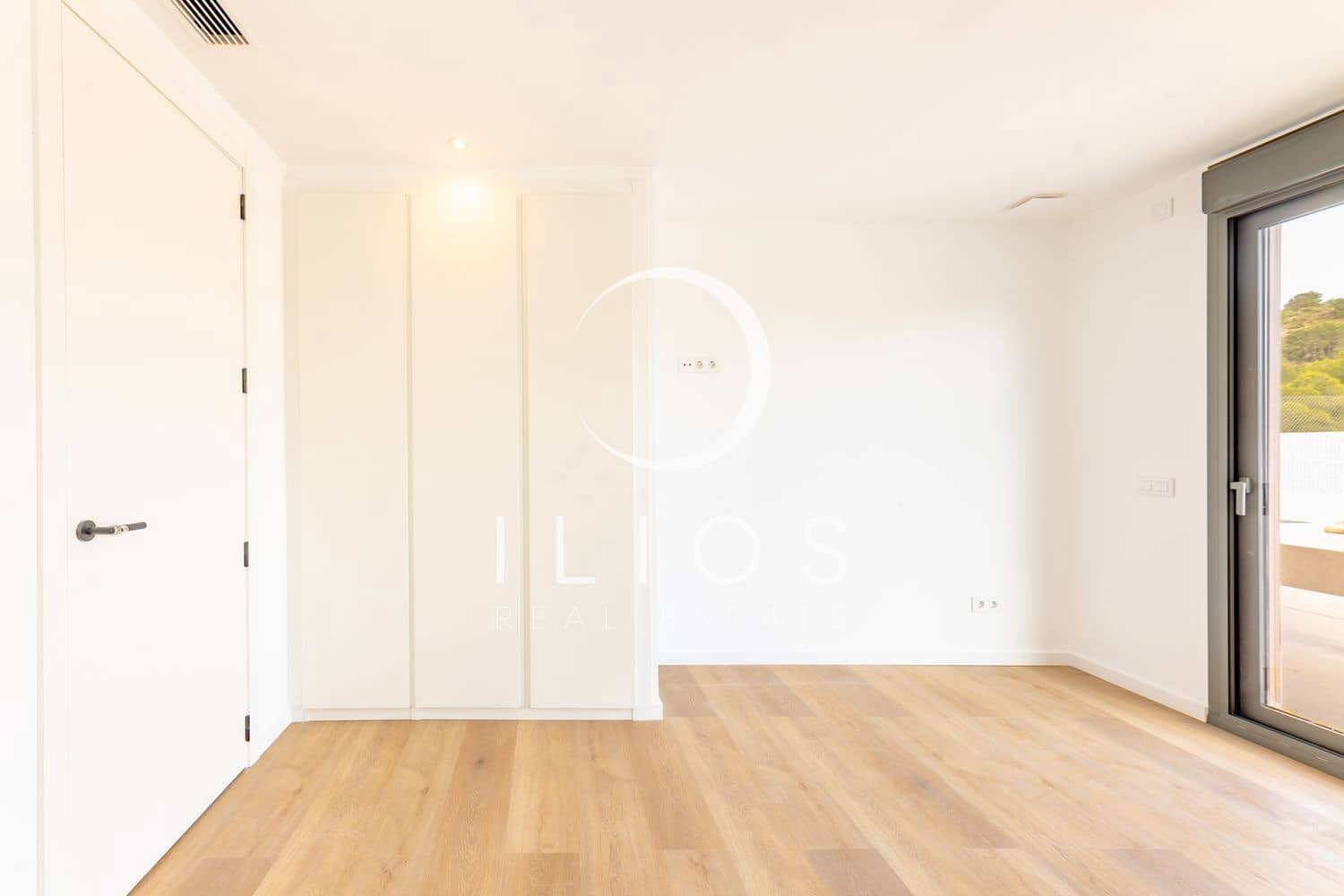 4 bedroom Villa for sale in Pucol with pool - € 900,000 (Ref: 9855213)