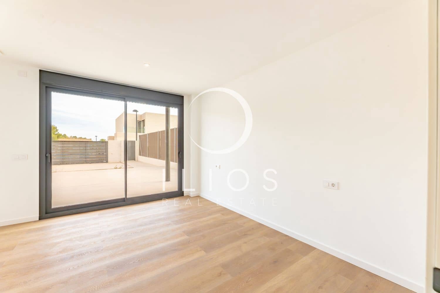 4 bedroom Villa for sale in Pucol with pool - € 900,000 (Ref: 9855213)