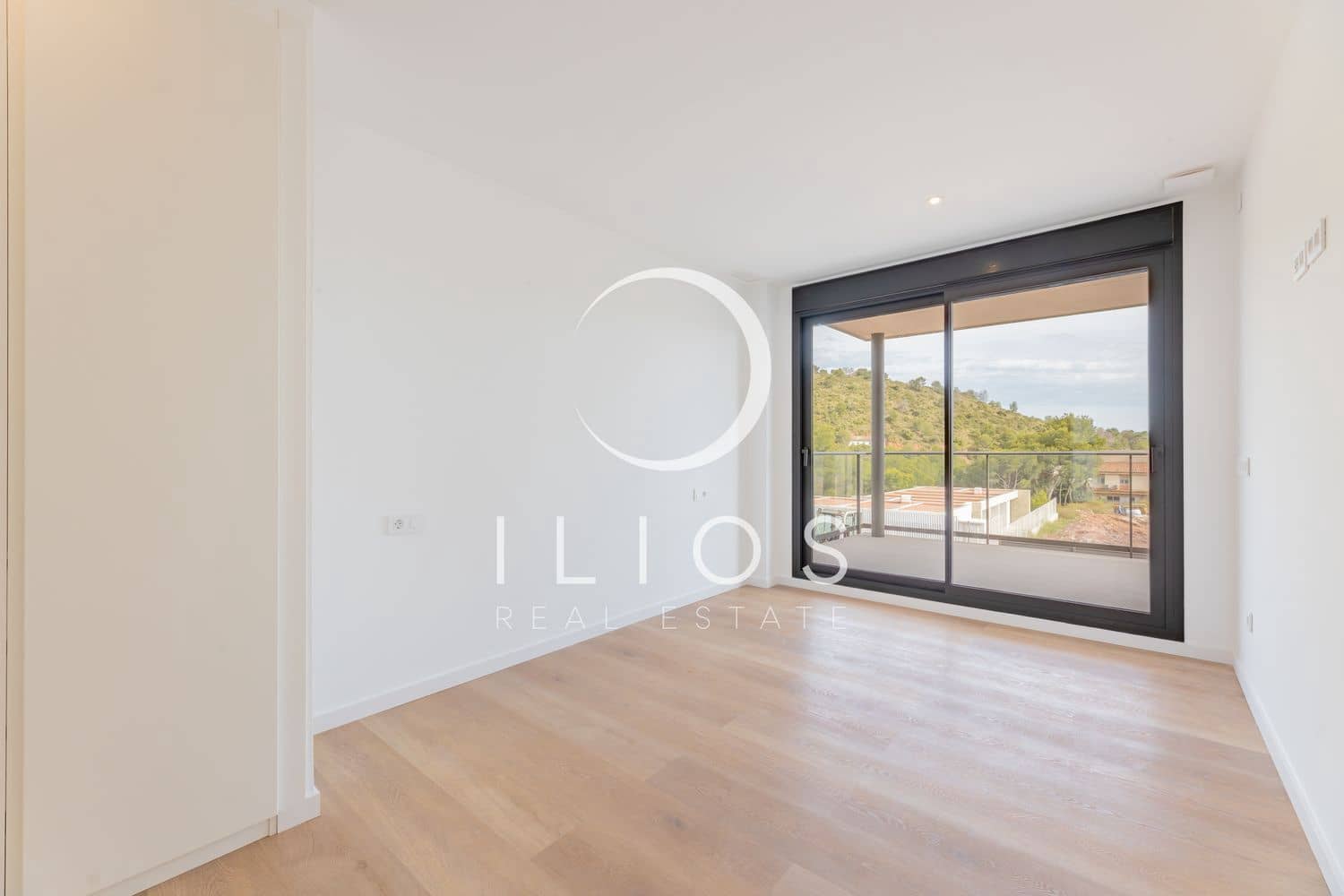 4 bedroom Villa for sale in Pucol with pool - € 900,000 (Ref: 9855213)