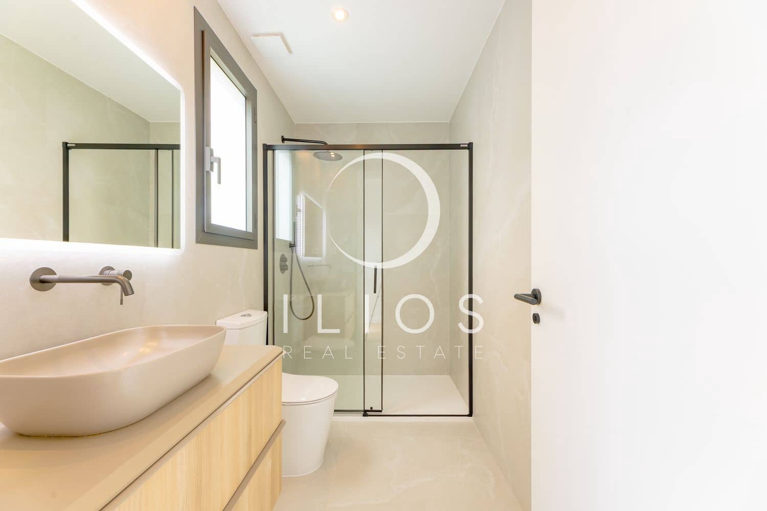 4 bedroom Villa for sale in Pucol with pool - € 900,000 (Ref: 9855213)